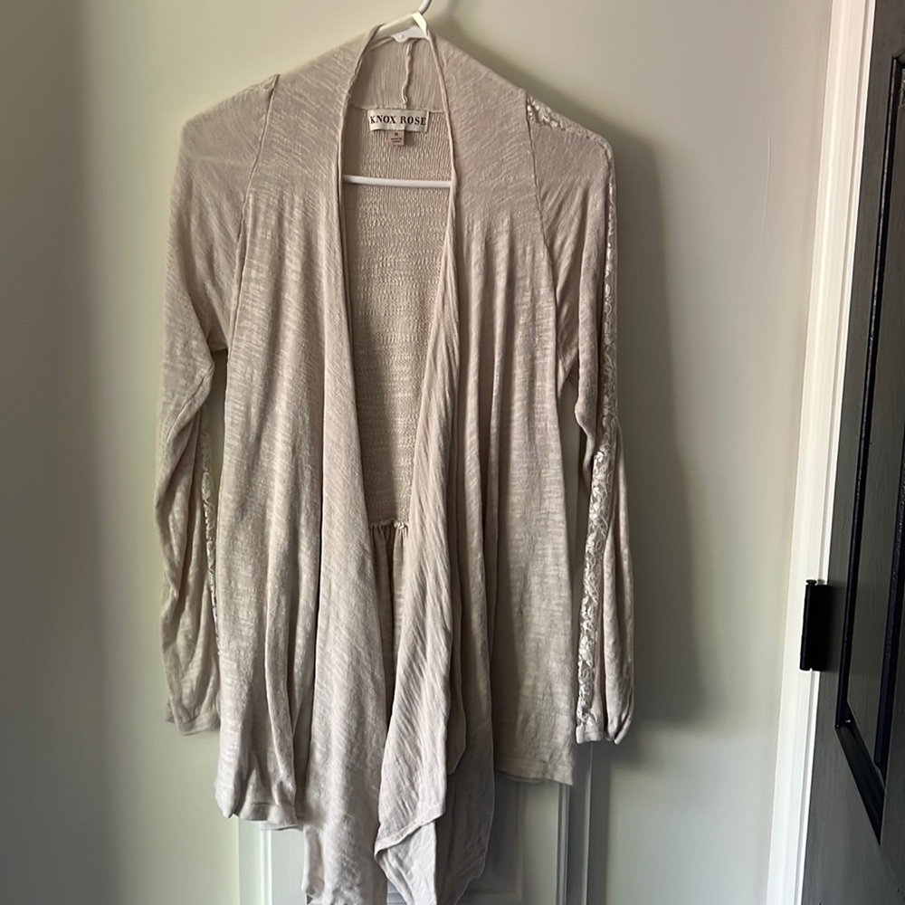 Sale 5 for $20. Knox Rose cream cardigan